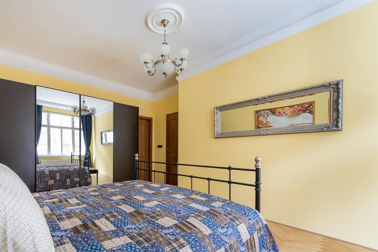 In Heart Of Prague - 2Br 2Ba Elegant Downtown Apt Extérieur photo